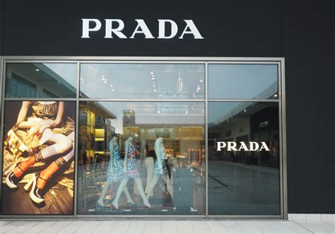 prada outlet casette d ete|Prada outlet Italy at Castagno outlet Civitanova Marche.